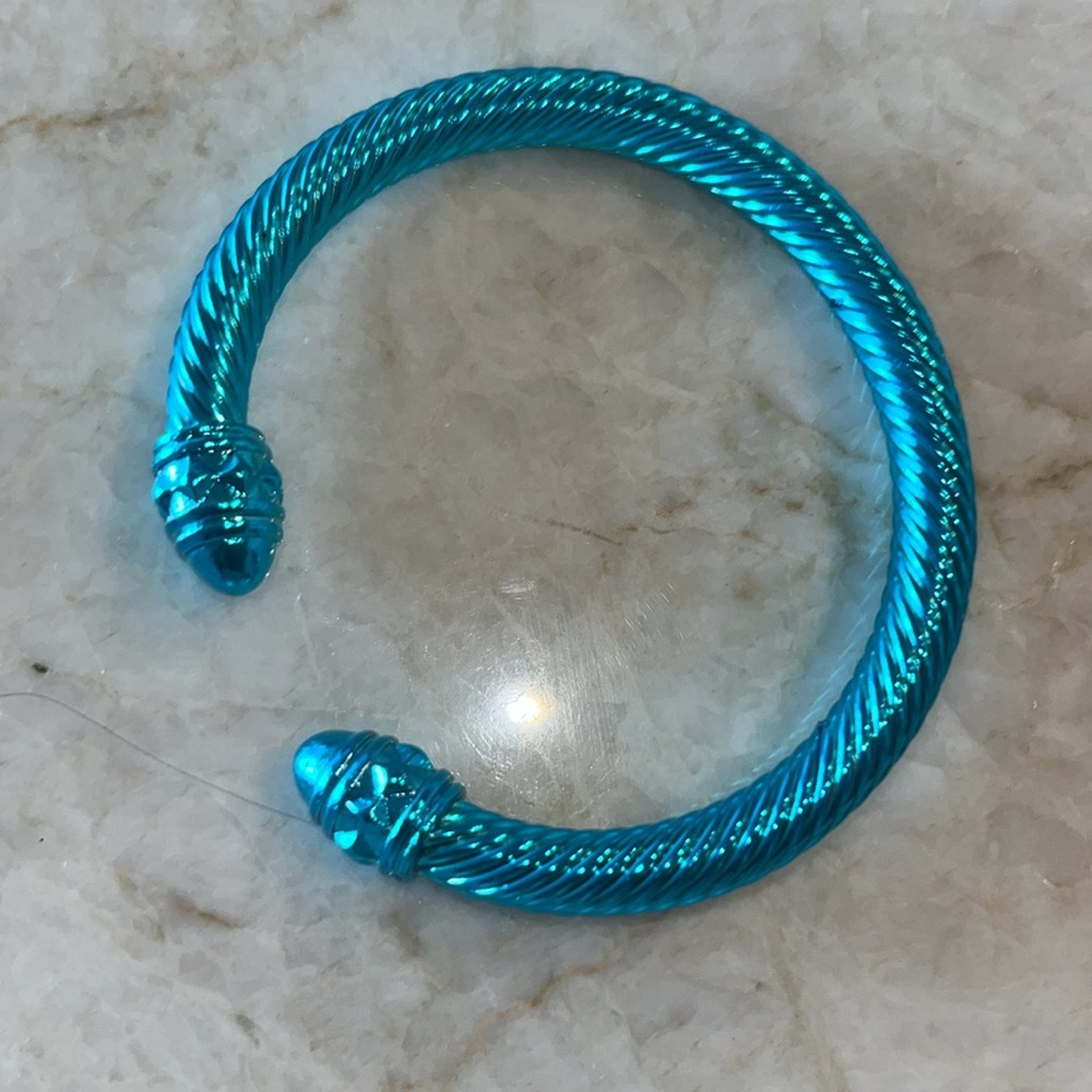 Turquoise and Silver Women's Bracelet cuff